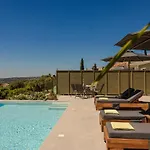 George By Select Villa *