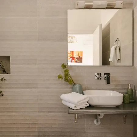 George By Select Lourdata (Kefalonia)